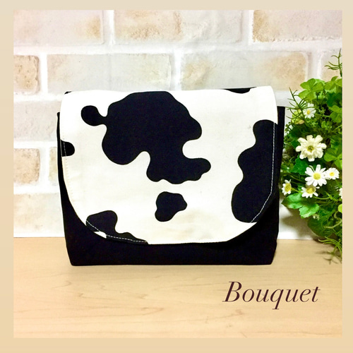 横入れお弁当袋】保冷保温 うし柄×無地(黒) 蓋付き/封筒型/ランチ