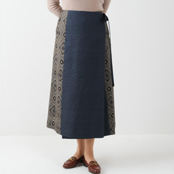 アンティーク大島紬の巻きスカート　リバーシブル　龍郷　着物リメイク 1枚目の画像