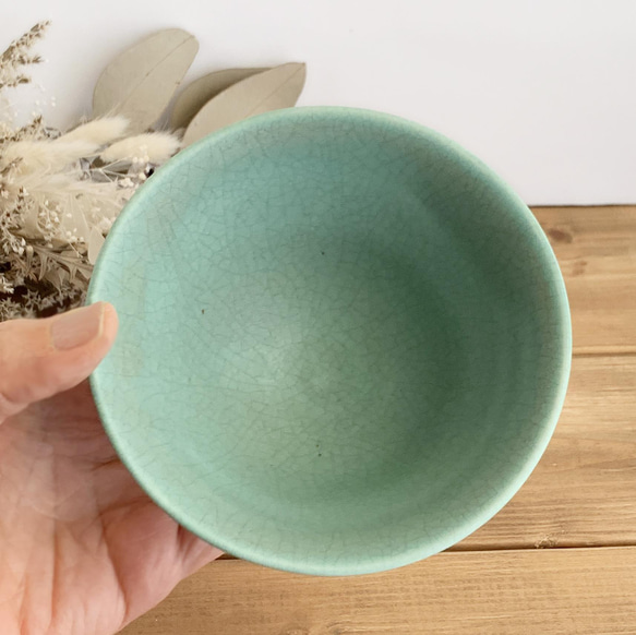 小さめな　めし茶碗　青銅色　⋰⋱⋰⋱⋰⋱波模様　 4枚目の画像