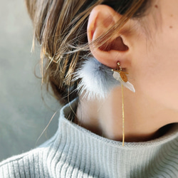 new アンティーク × ミンクファー ブルーグレー ピアス/イヤリング