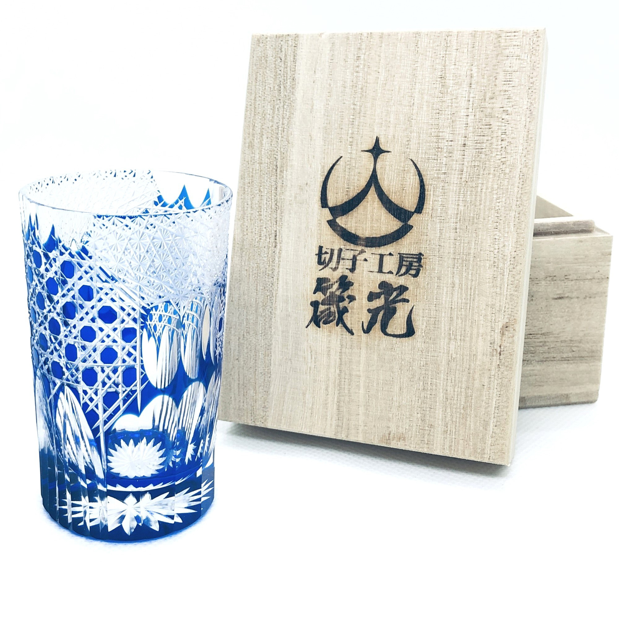 最高峰菊繋ぎと八角籠目ショットグラス　日本工芸会所属斉藤光作　テキーラ/ぐいのみ/切子作家/デザイン性/プレゼ