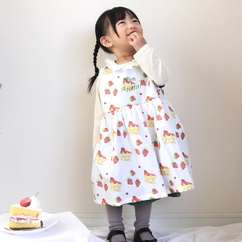 Kids “Bon Appétit!”の刺繍が可愛い！ノースリーブワンピース