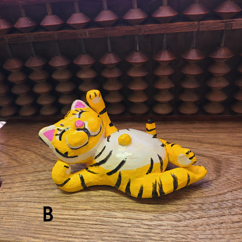 招き猫 招き虎！親子の置物 25センチ