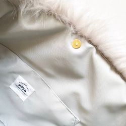 【受注生産】 3way eco fur ribbon tote bag（グレージュ×ブラック） 6枚目の画像