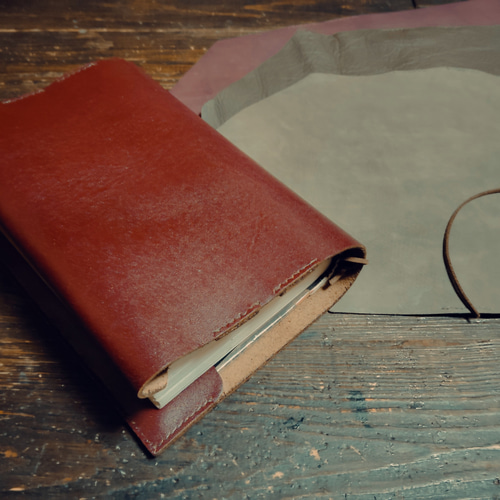 レザー ブックカバー ハードカバーサイズ ブックカバー 西あまね革製品