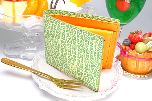 メロンな2つ折り財布／赤肉（牛革製） 二つ折り財布 EARL'S FAVOURITE