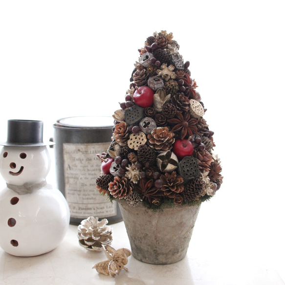 木の実いっぱいのクリスマスツリー ドライフラワー juneberry 通販  