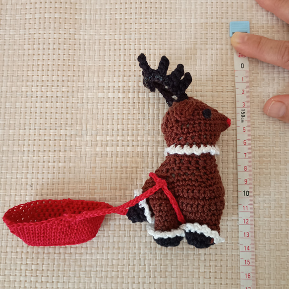 送料無料】ソリを引くトナカイの編みぐるみ あみぐるみ きままの 通販