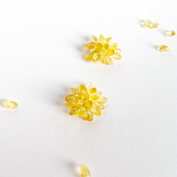 flower手編みpierce/earring yellow mix *about medium ミモザ  黄 1枚目の画像