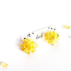 flower手編みpierce/earring yellow mix *about medium ミモザ  黄 3枚目の画像