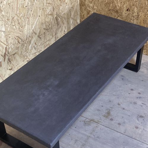 モールテックス脚付ローテーブル