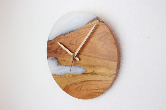 　直径30cm-81　木とレジンの掛け時計　River clock 2枚目の画像