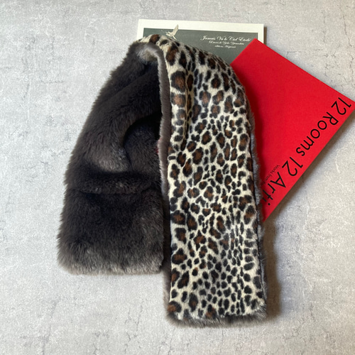 レオパード柄エコファーのリバーシブルコンパクトマフラー・グレー