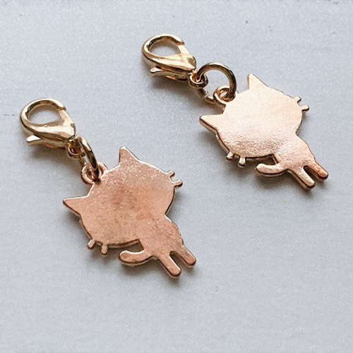 ☆ネコ ファスナー チャーム / 黒 ネコ /白 ねこ / くろ猫/ ねこ