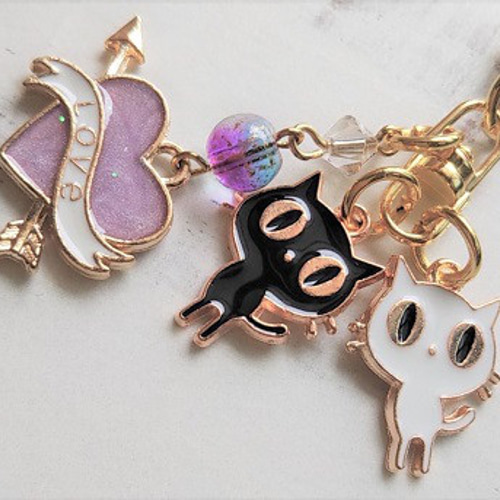 ☆ネコ ファスナー チャーム / 黒 ネコ /白 ねこ / くろ猫/ ねこ