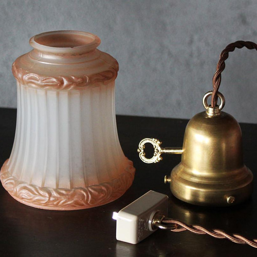 ヴィンテージペンダントライト｜アンティークランプ吊下照明アンバー