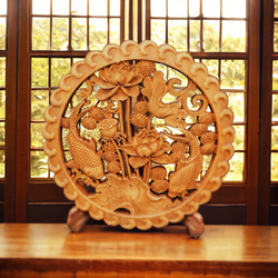 鯉が導く成功の奇跡』双魚戯蓮2 26.5cm（鯉・蓮・水草) 参次元彫刻