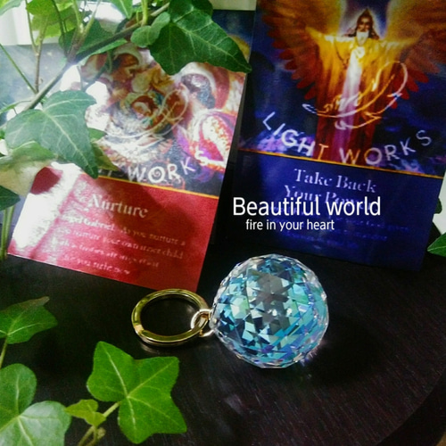オーロラキーホルダーSWAROVSKI CRYSTALサンキャッチャー(受注製作