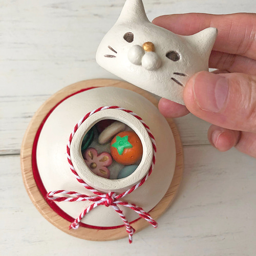 猫好きさんに】陶土ずっと飾れる鏡餅「おもちねこ」 その他 猫好きさんに】陶土ずっと飾れる鏡餅「おもちねこ」 その他