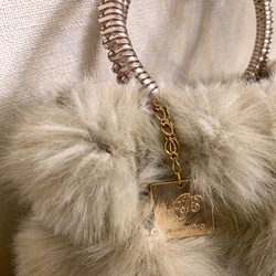 オーダーメイド　ファーバッグ　『MOCO』ポンポン　国産高級木馬ファー使用　ジュエリーバッグ　大人のバッグ 12枚目の画像