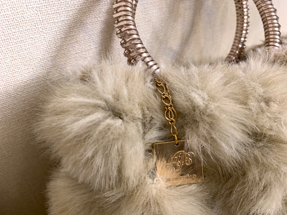 オーダーメイド　ファーバッグ　『MOCO』ポンポン　国産高級木馬ファー使用　ジュエリーバッグ　大人のバッグ  T1561647866(12000円)