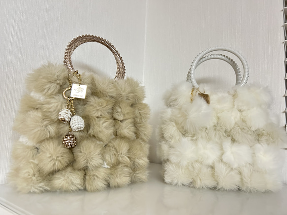 オーダーメイド　ファーバッグ　『MOCO』ポンポン　国産高級木馬ファー使用　ジュエリーバッグ　大人のバッグ  T1561647866(12000円)