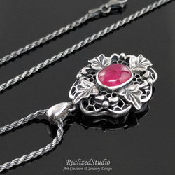 Rubellite Oak Leaf Reliefs Lace Openwork 925 Silver Pendant 2枚目の画像