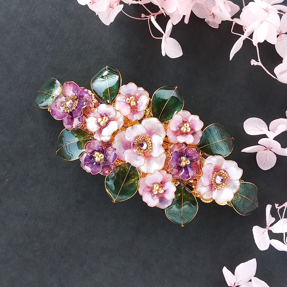 barrette　山茶花 桜  葉 和モダン　くすみピンク【受注制作】 9枚目の画像