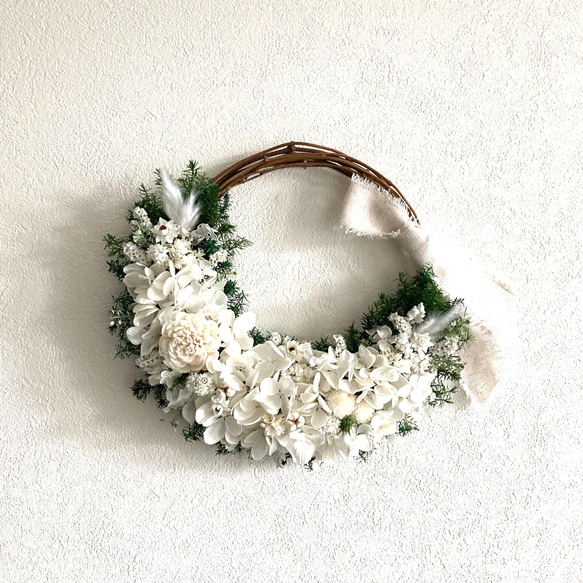白い小花のホワイトリース 4枚目の画像