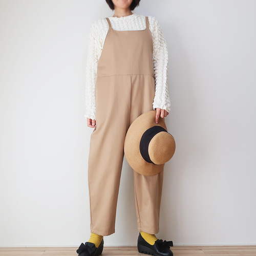 お洒落感⤴︎❣️コットン100% 下半身ほそ見えサロペット 
