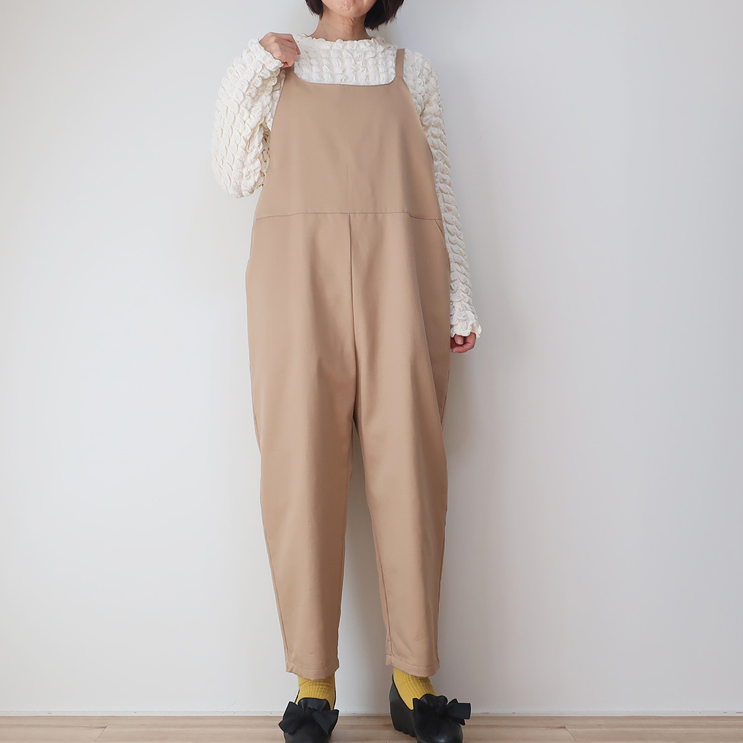 お洒落感⤴︎❣️コットン100% 下半身ほそ見えサロペット（フリーサイズ／ベージュ）