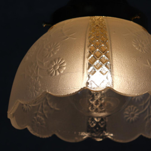 ヴィンテージ花柄フロストガラスシェードペンダントライト