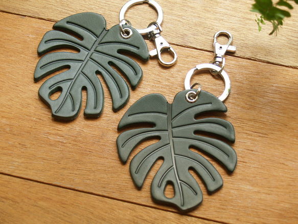 Leather Key Chain - Plant Leaf MONSTERA ( Custom Letter ) 7枚目の画像