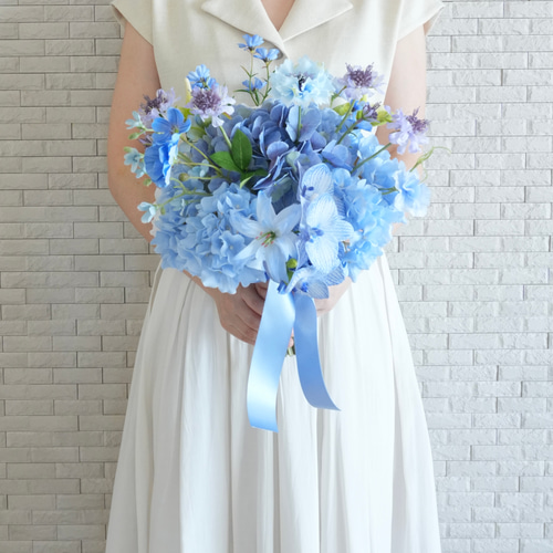 淡ブルーのウェディングブーケ アーティフィシャルフラワー