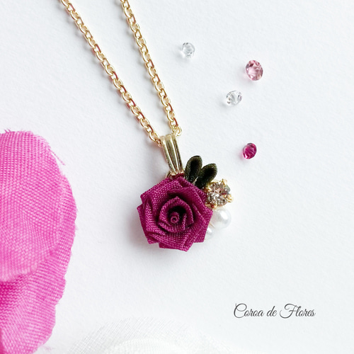 新品登場 楽天市場】薔薇 ネックレス 唐草 ペンダント ピンク