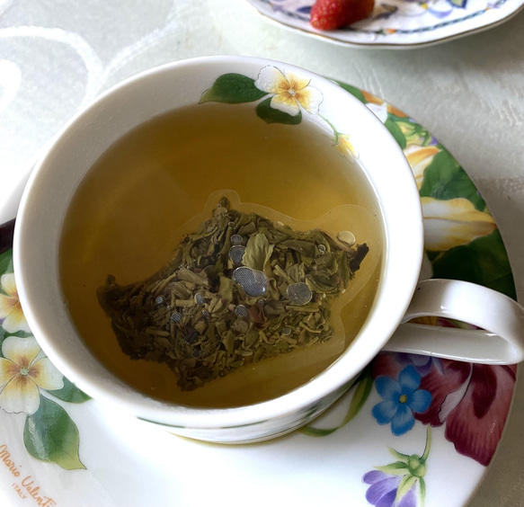台湾緑茶をベースにして、他では味わうことの出来ない香り高いジャスミンの花で香り付けしております。(ジャスミン茶） 1枚目の画像