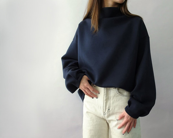 雙層透氣高領套頭衫（海軍藍） 第1張的照片