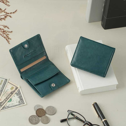 刻印可】すっきり薄く「ほどよく小さい」二つ折りミニ財布 ヴァケッタ