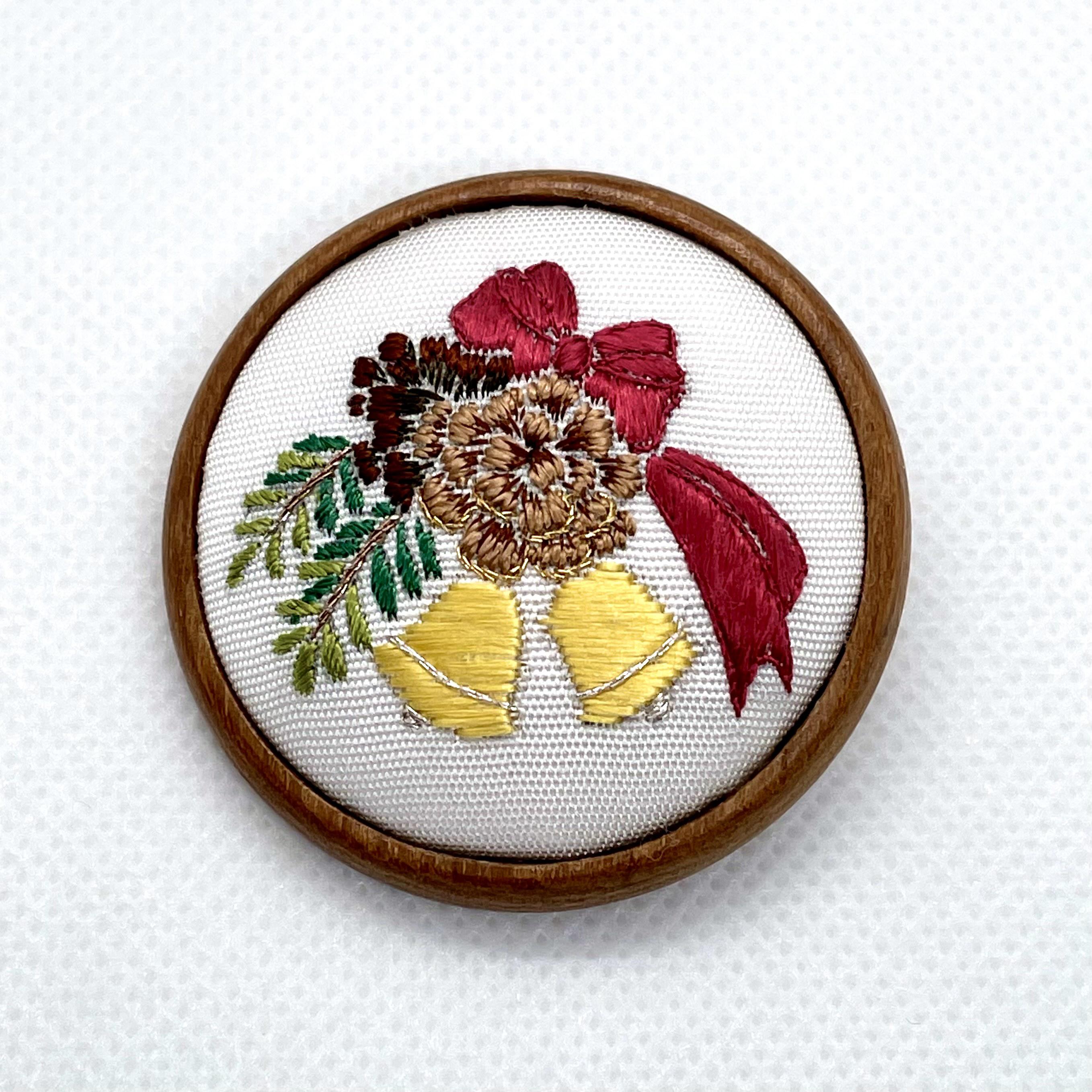 作家物 色留袖 刺繍 松ぼっくり 松葉 銀杏 裄68紋無し 正絹 AK-3898