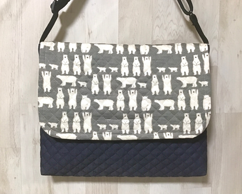 ak♡ページ 図書袋　絵本袋ショルダー　ハンドメイド ハンドメイド 図書袋ショルダー 絵本袋ショルダー 図書袋 絵本袋