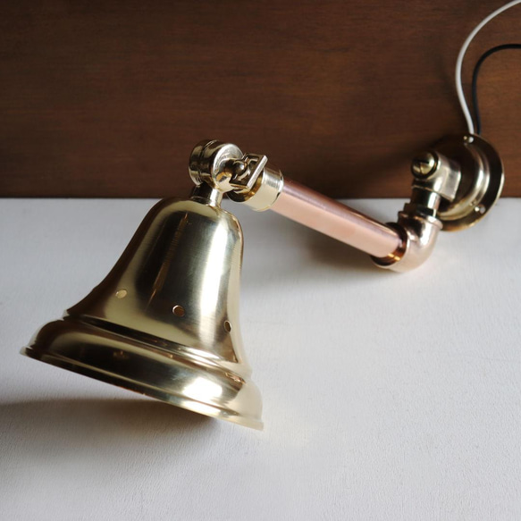 工業系壁掛け照明｜真鍮製山型シェード＆銅製配管インダストリアルブラケットライト◆おしゃれ/カフェ/店舗/真鍮壁付け照明 白熱球