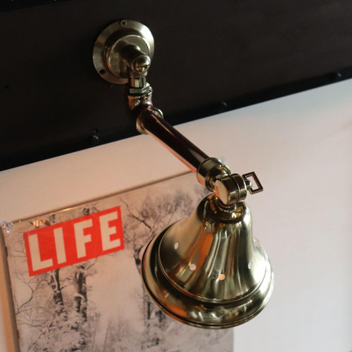 工業系壁掛け照明｜真鍮製山型シェード＆銅製配管インダストリアル