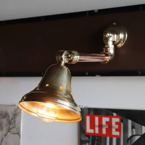 工業系壁掛け照明｜真鍮製山型シェード＆銅製配管インダストリアル