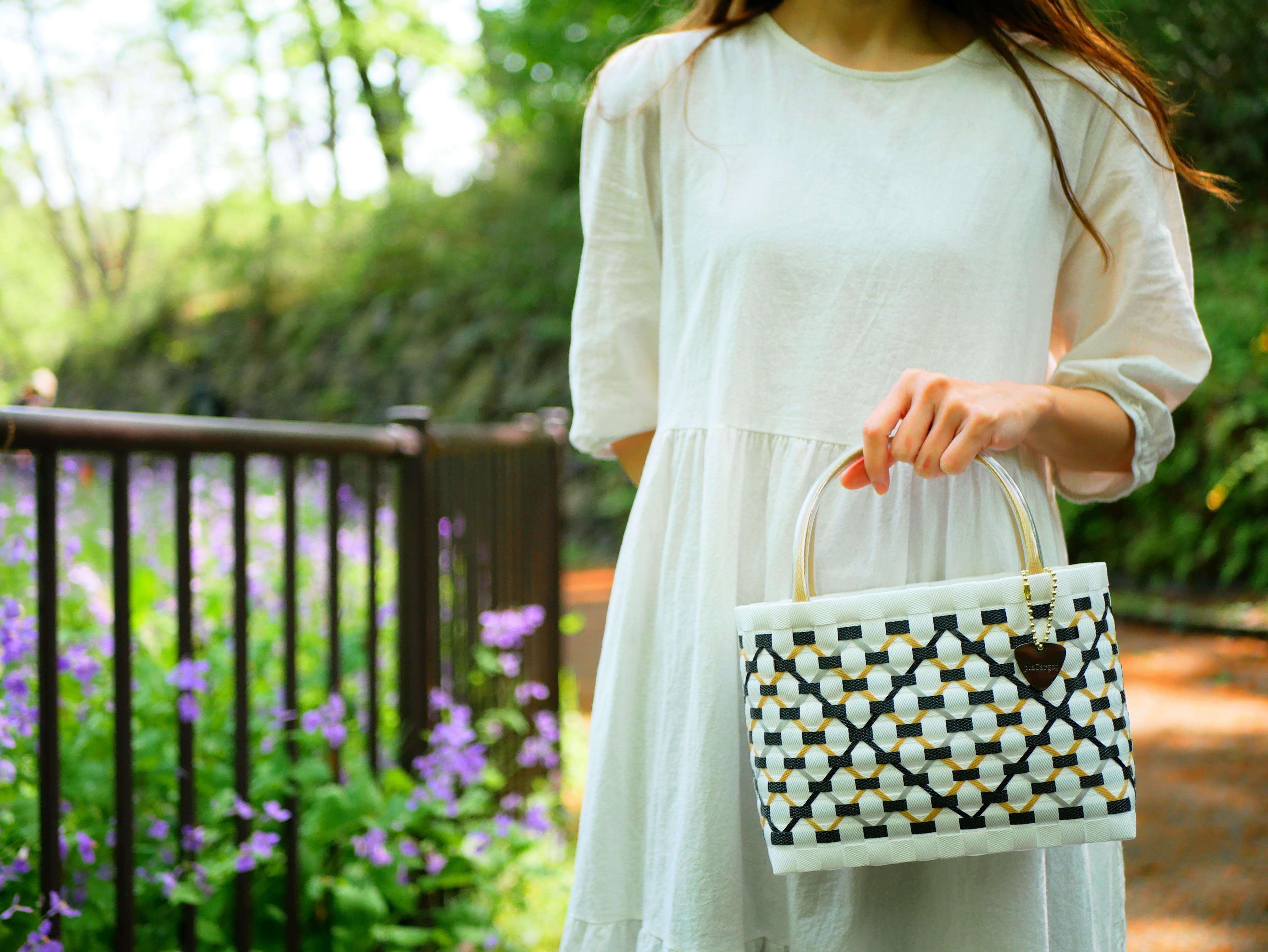 メッシュ柄ブラックS　ビター　2WAYプラカゴバッグS 4,510円