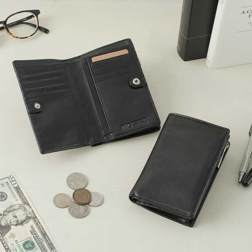 刻印可】大きすぎないミドルウォレット｜長財布並みの収納力を持つ