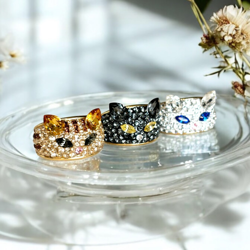 スワロフスキー 猫 ぽっちゃりnekoリング パヴェ 指輪 幅広 指輪