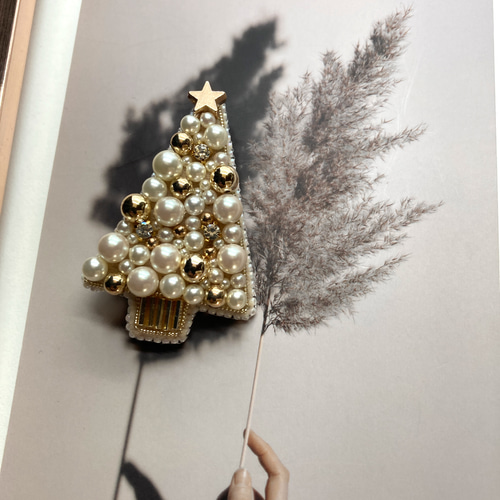 ビーズ刺繍ブローチ クリスマスツリー ゴールドスター ブローチ happa