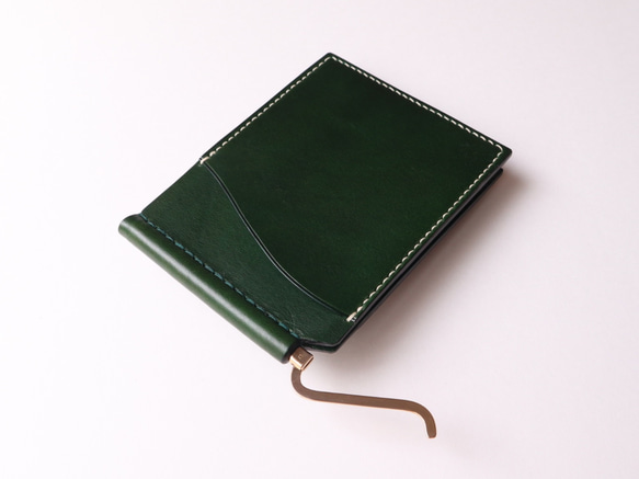 イタリアンレザー　ブッテーロのマネークリップ財布　メンズ　緑 グリーン　札バサミ　薄型　スリム　シンプル　牛革　 1枚目の画像