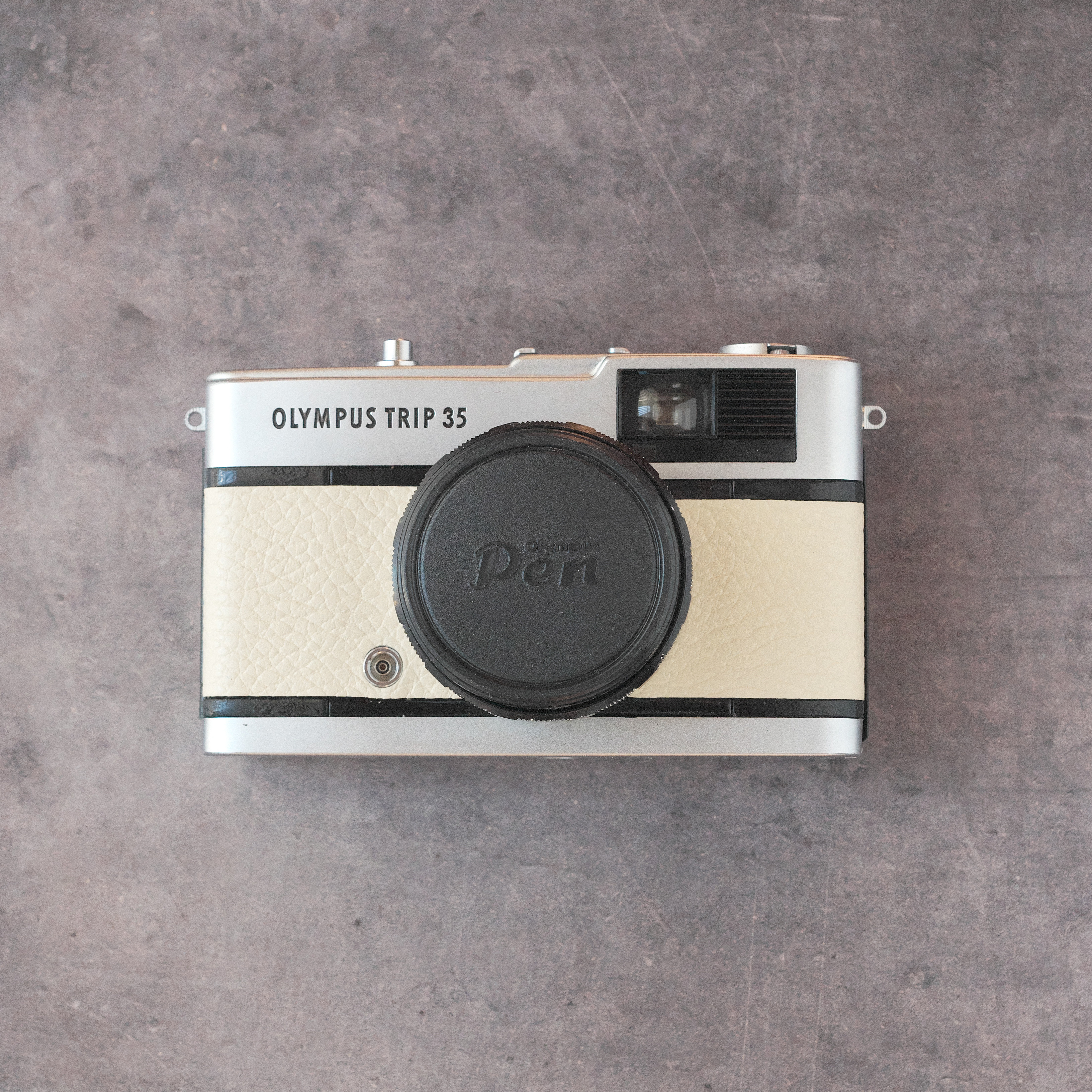 OLYMPUS　TRIP35（動作美品）