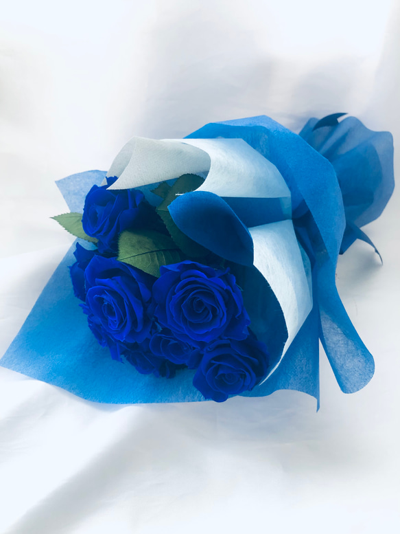 プリザーブドフラワー青い薔薇9輪花束 3枚目の画像